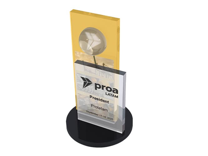 trofeo e logo creativo industriale