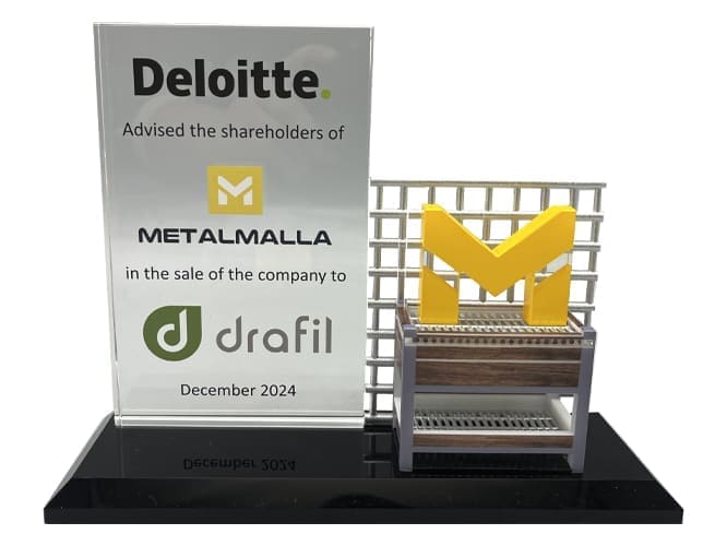 3D wood and metal shelf trophy